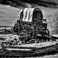 Wagon at Farewell Bend in BW